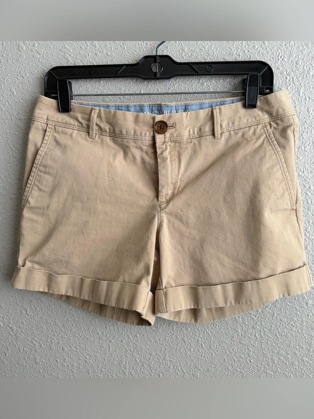Banana Republic Khaki City Chino Cotton Stretch Cuff Shorts